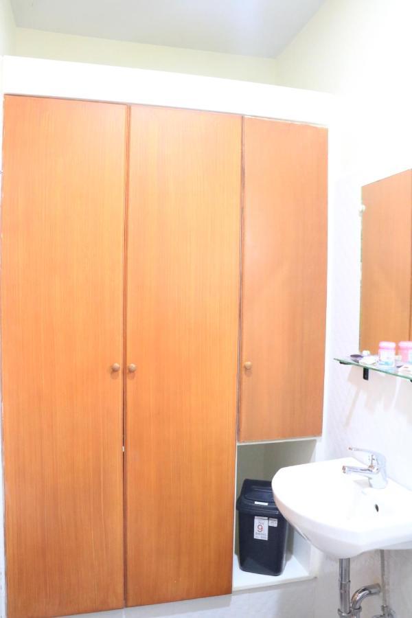 Anicia Guesthouse Rooms Paranaque City 外观 照片