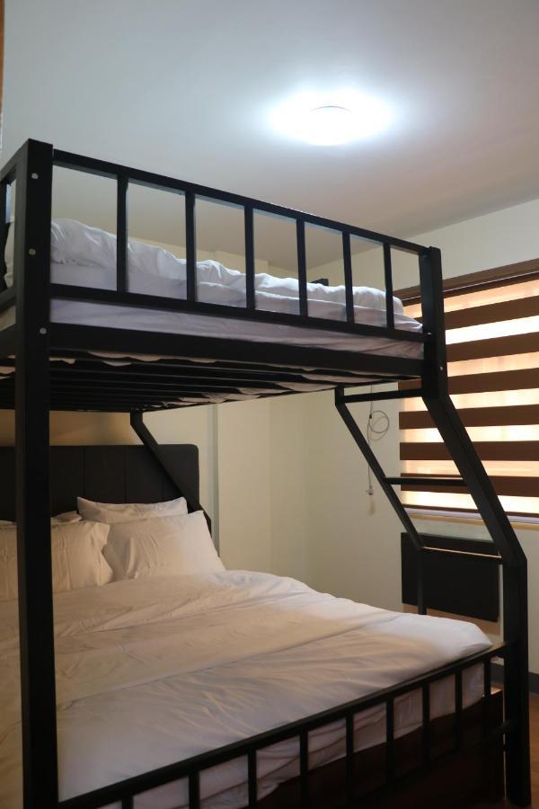Anicia Guesthouse Rooms Paranaque City 外观 照片