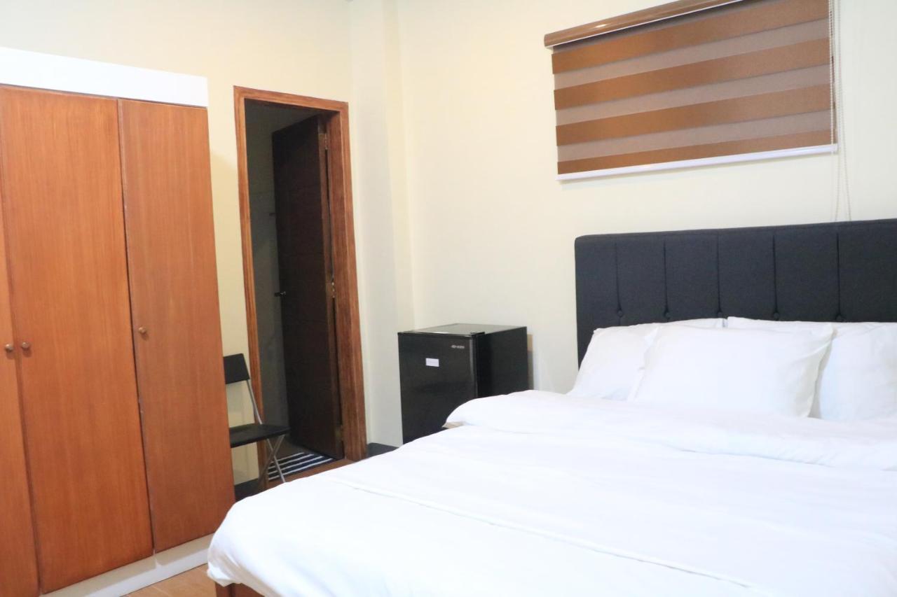 Anicia Guesthouse Rooms Paranaque City 外观 照片